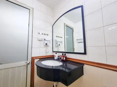 LushStay Abode - Hanoi Train Street – Photos 14